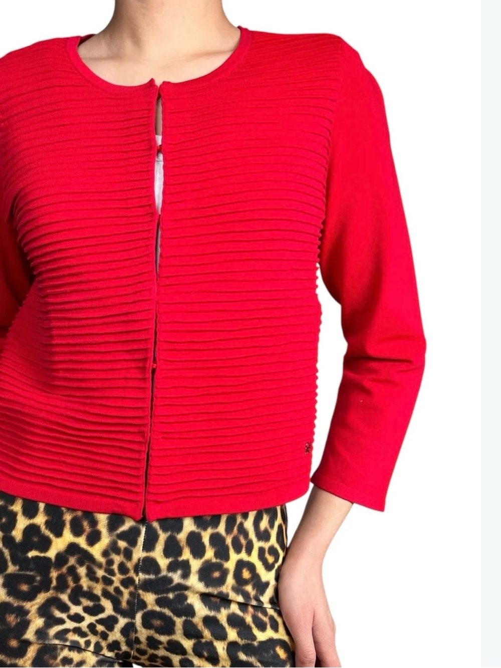 Carolina Herrera size Medium Red Ribbed Front closure  Knit sweater